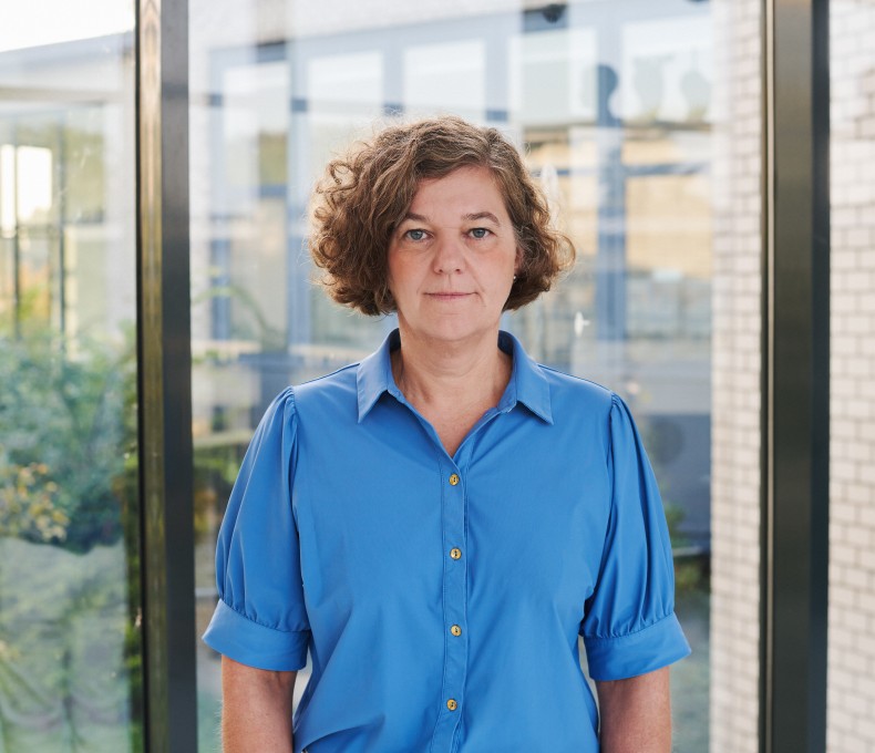 Frau Dr. Franka Christen, Schulleiterin der Gesamtschule Hardt in Mönchengladbach Frau Dr. Franka Christen, Schulleiterin der Gesamtschule Hardt in Mönchengladbach