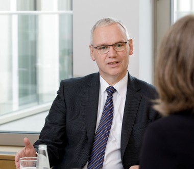 Dr.Stefan Hussy, DGUV-Hauptgeschäftsführer 